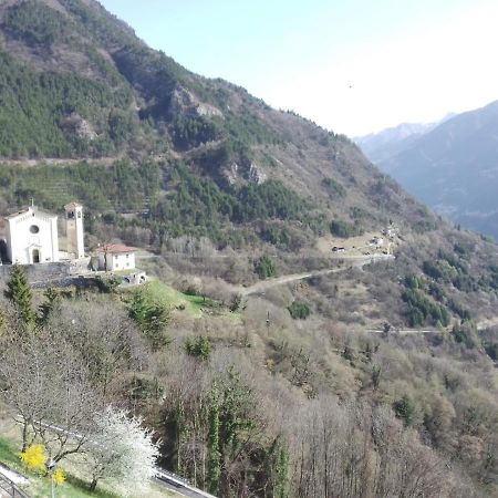 Locanda Dei Castellani Castel Condino Exterior photo