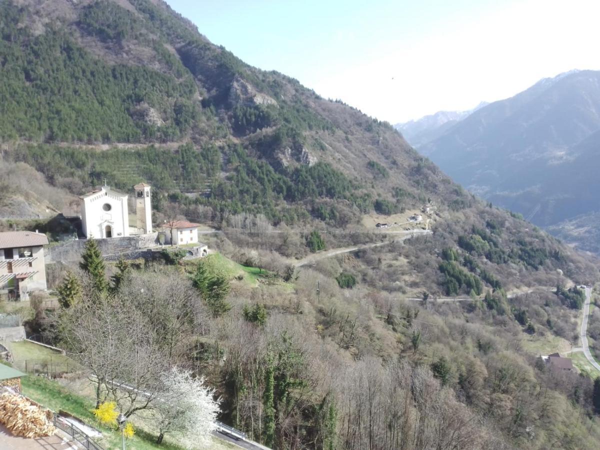 Locanda Dei Castellani Castel Condino Exterior photo